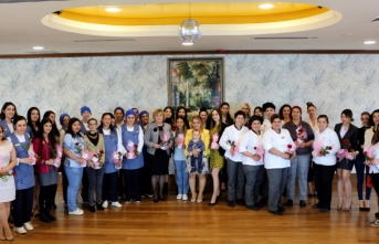 Merit Lefkoşa Hotel kadın çalışanları, kadınlar gününde bir araya geldiler 