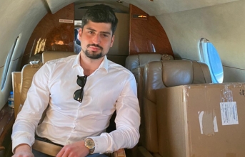 Besim Tibuk’un oğlu Murat Tibuk 6 bin adet test kitini özel uçakla adaya getirdi