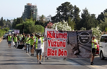 Esnaf Girne'den Lefkoşa'ya yürüyor
