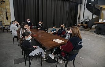 Çocuk Atölyesi kursları Bandabuliya Sahnesi’nde düzenlenmeye başlandı