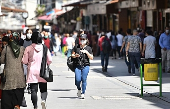 Türkiye’de hafta içi 21.00-05.00 arası sokağa çıkma yasağı kondu