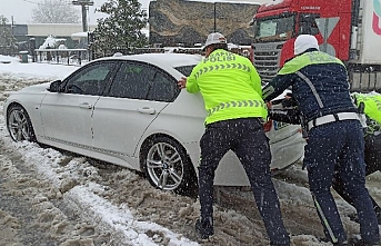 Kar yağışı hayatı olumsuz etkiledi