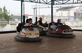 Çocuklar Lunapark ’ta eğlendi