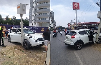 Yağmurdan kaçarken  doluya tutuldu