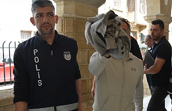 Doktora için başını yaktı