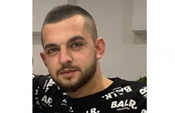 Sahil güvenlik arıyor