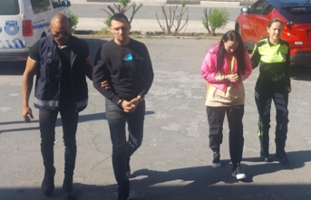 Ajanlar kol geziyor