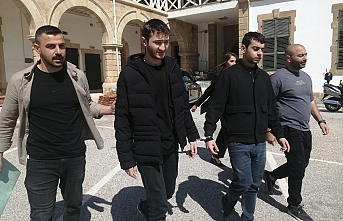 İkisi de hücrede