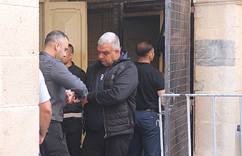 Tefecilikle suçlanıyor
