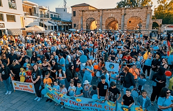 Coşkulu kutlama