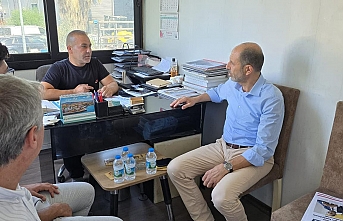 Sıkıntılarını dinledi
