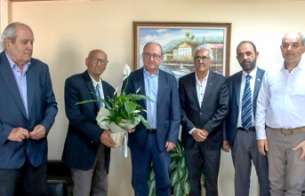 ‘Özgürce konuşmayı öğretti’