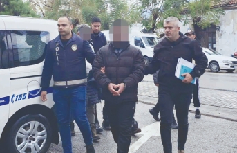 Ajan gibi çalıştı