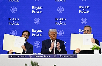 Davos’ta tarihi tören