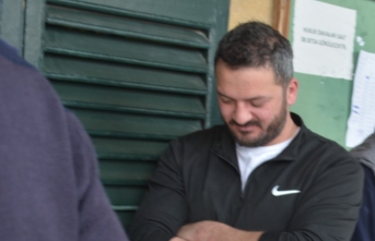 ‘Yakarım buraları’