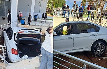 Üç öğrenci yaralandı