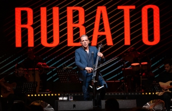 Müzik dolu bir gece 