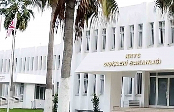 ‘Adada iki ayrı halk var’