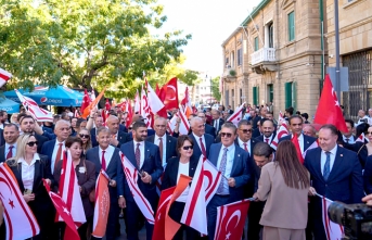 Üstel: İktidara devam