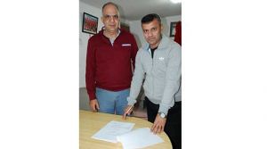  Ahmet Ogan imzayı attı