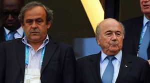 Blatter ve Platini'nin görevi askıya alındı