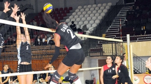 Çamlık ve YDÜ finalde
