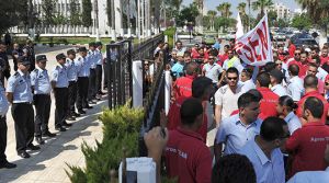 Canlı protesto