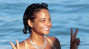 Christina Milian deniz keyfi