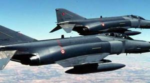 Fantom'lar çarpıştı,  4 pilot şehit oldu