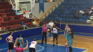 Girne Üniversitesi mağlup 76-72