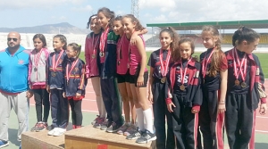 İlkokullar atletizmde yarıştı