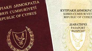 İngiltere, Kıbrıslı Türkleri desteklemeli pasaport da vermeli