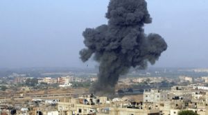 İsrail'in Gazze'ye düzenlediği hava saldırılarında ölü sayısı 61