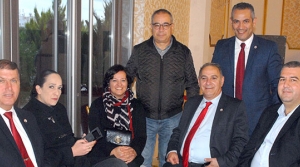 Kadınlar önde