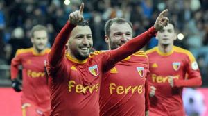 Kartal kupa defterini kapadı