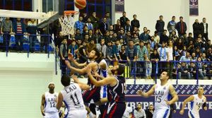 LAÜ zirve aşkına oynadı
