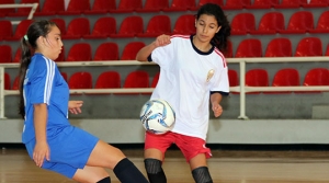 Liselerde futsal heyecanı sürüyor