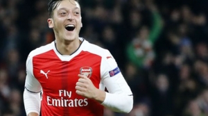 Mesut Özil de listede