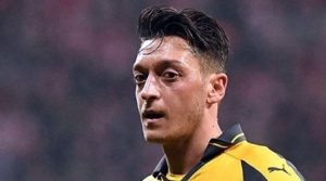 Özil'den ayrılık sinyali