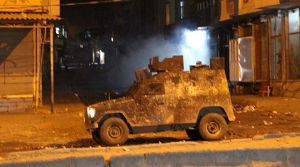 Polis biber gazı kullandı