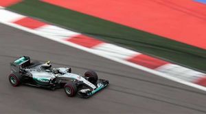 Rusya'da ilk cep Rosberg'in