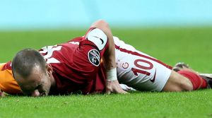  Sneijder belirsizliği