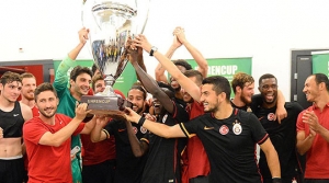 UhrenCup'ta şampiyon Aslan