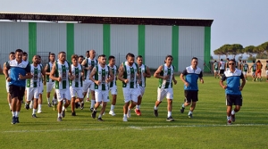 Yeşilova sıkı çalışıyor