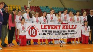 Zirvenin sahipleri