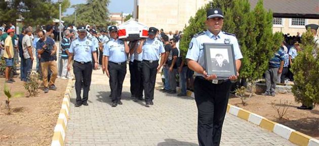 Ahmet Evren törenle uğurlandı