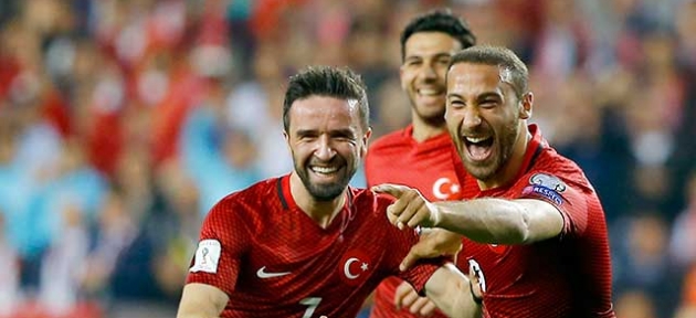 Türkiye’nin “Cenk”averi: 2-0