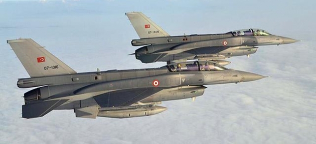 Uçaklar Baf’tan geçti