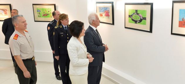 Ülke  emin  ellerde