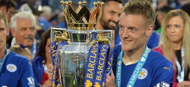 Vardy'den 4 yıllık imza